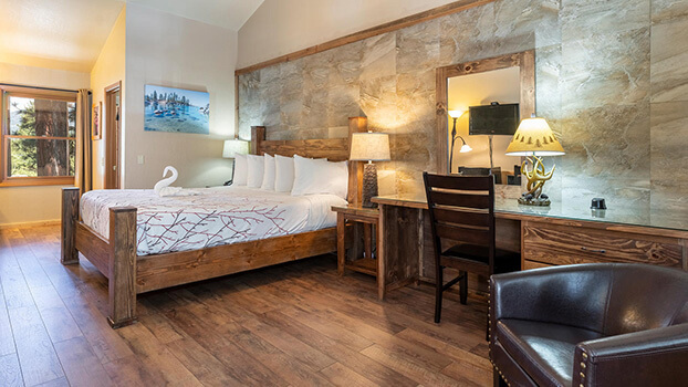 斜坡村的公园边客栈