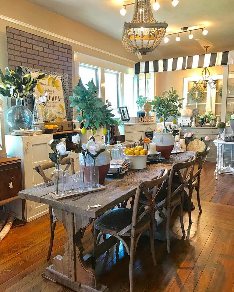 在涡街古董市场