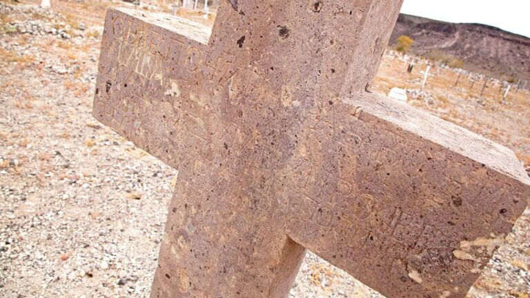 cross grave goldfield cemetery