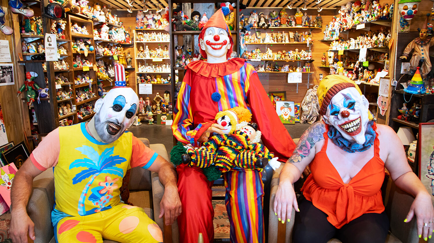奇怪的小丑在内华达州的商店雷竞技体育app