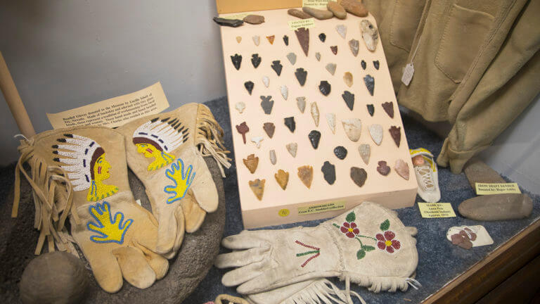 美国原住民在白松公共博物馆的物品