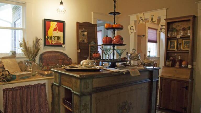 涡街古董市场古董物品