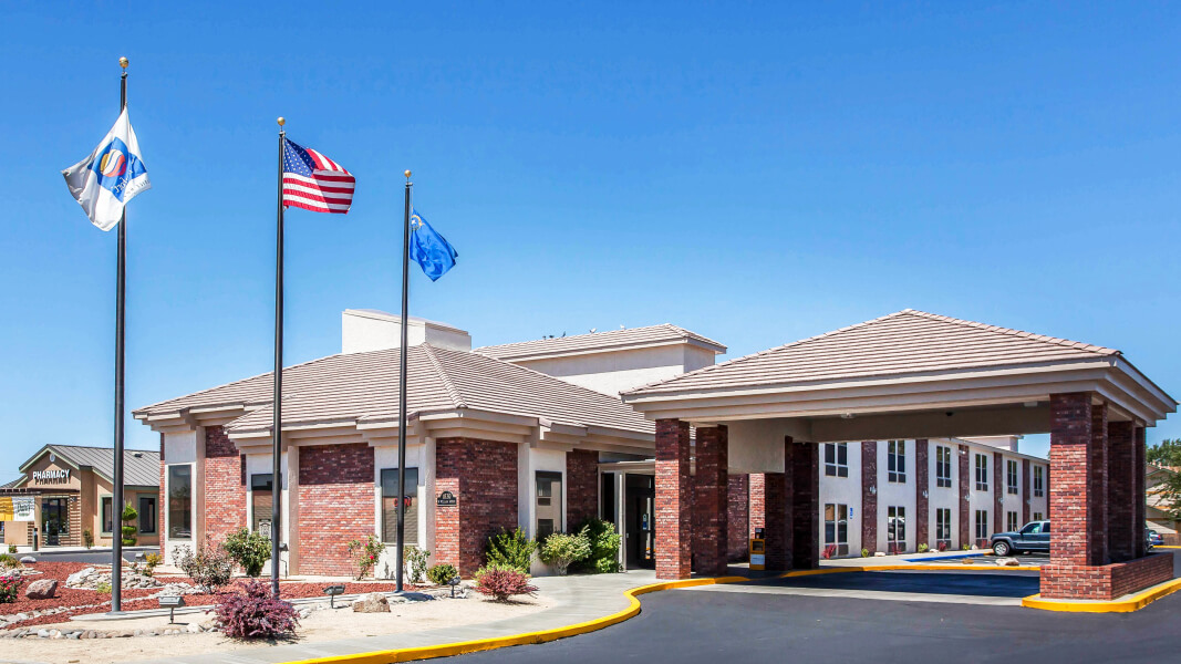 舒适客栈法伦海军航空基地