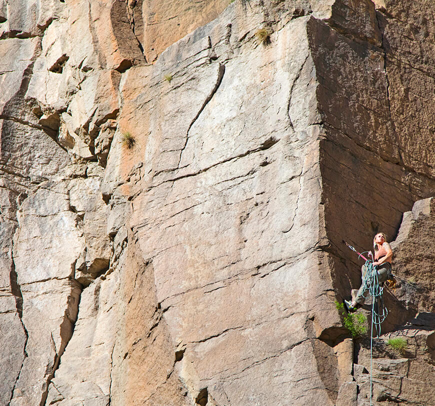 彩虹攀岩、峡谷、攀登内华达州、峡谷攀岩的彩虹雷竞技体育app