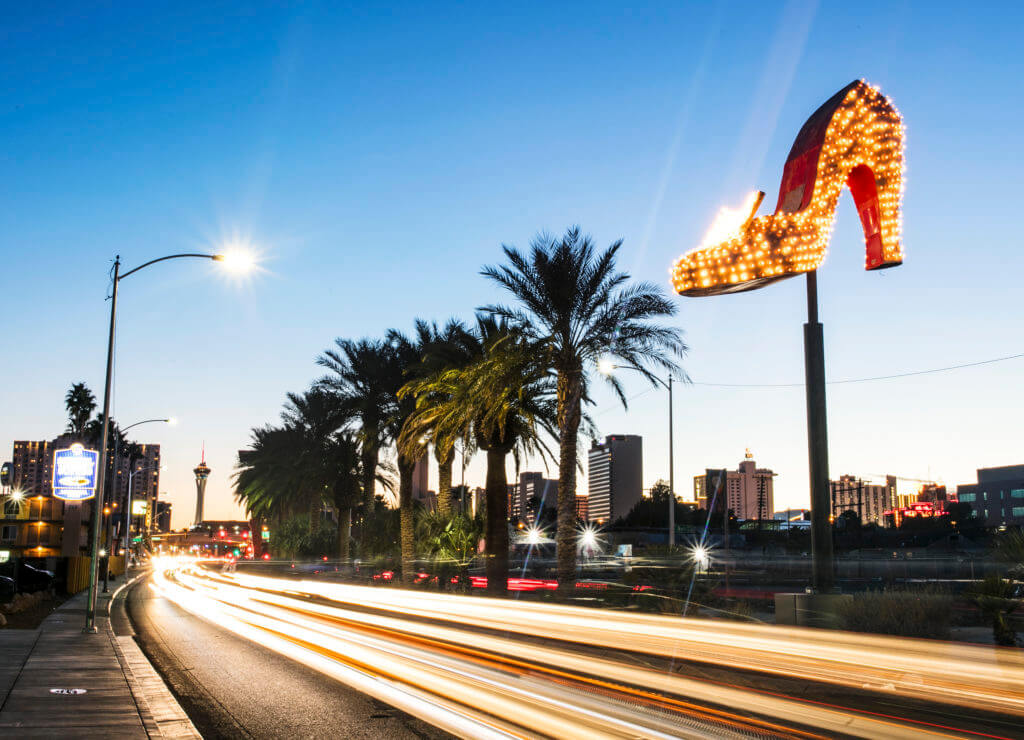 夜间驾驶，拉斯维加斯，夜间驾驶，驾驶技巧
